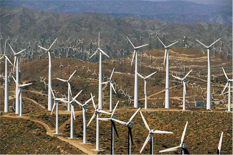 http://www.flatrock.org.nz/topics/environment/assets/energy_windmills_california.jpg