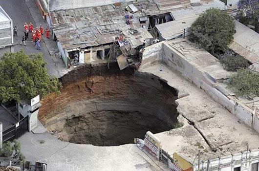 sinkhole_3.jpg