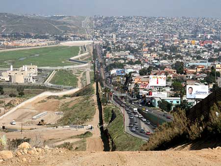 San Diego-Tijuana Border from the Ground