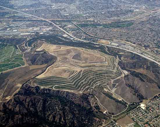World’s Tallest Landfill, Puente Hills, California: 2 Square Kilometres (700 Acres) 500 Feet High