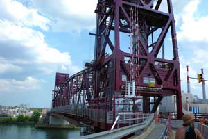 Roosevelt Island Bridge