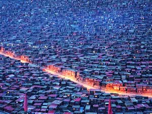 Larung Gar, China