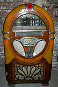 http://en.wikipedia.org/wiki/File:Midcentury_24-disc_Wurlitzer_jukebox_02.jpg